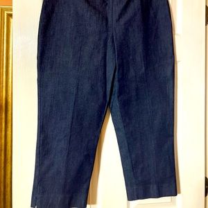 Capri Jeans